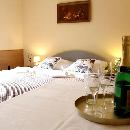 Max Guest house
